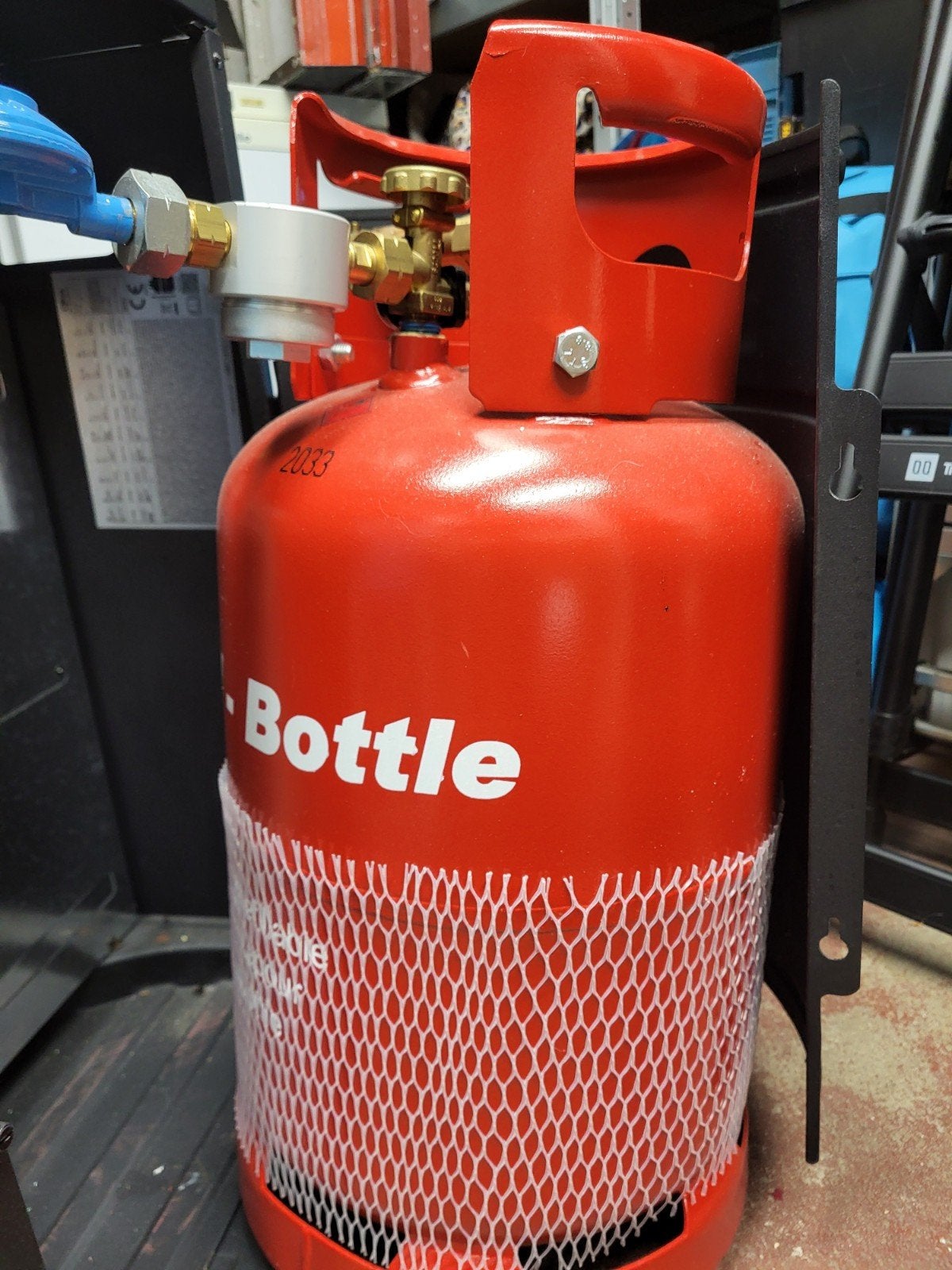 Volle RV Bottle Gasfles incl Drehmeister filter+vulknie 26,5, Ophalen, Zo goed als nieuw