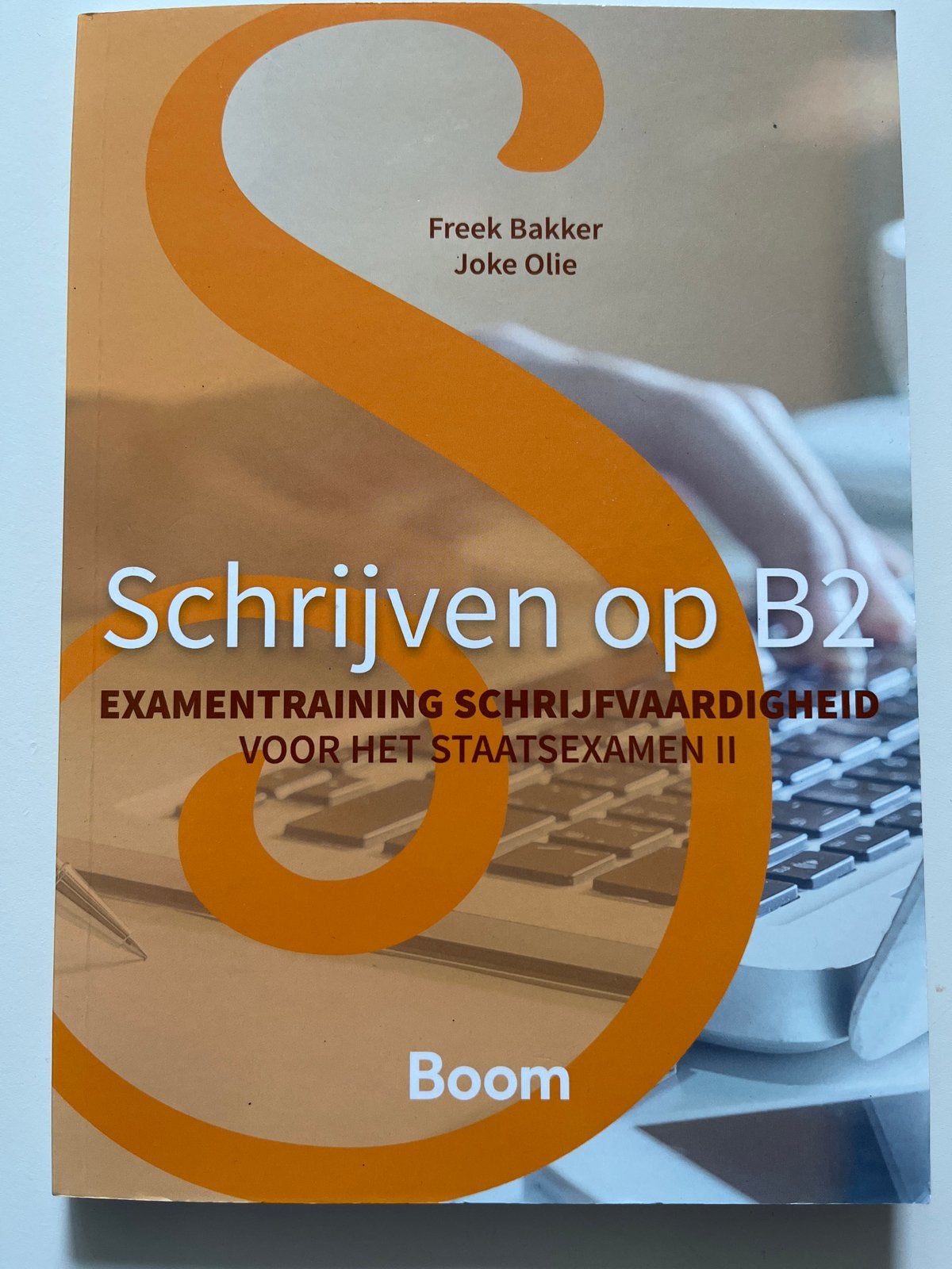 Schrijven op B2 - Examentraining Schrijfvaardigheid, Ophalen of Verzenden, Alpha, Zo goed als nieuw, Overige niveaus