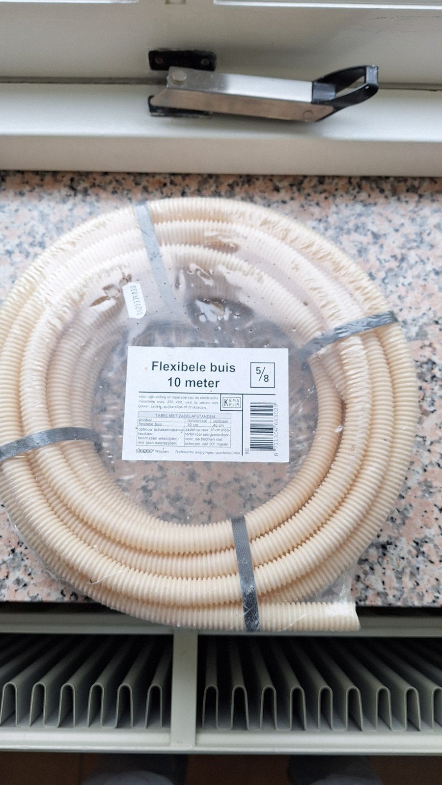 Nieuwe flexibele buis 10 meter - Ongebruikt in folie, Ophalen of Verzenden, Nieuw, Overige typen