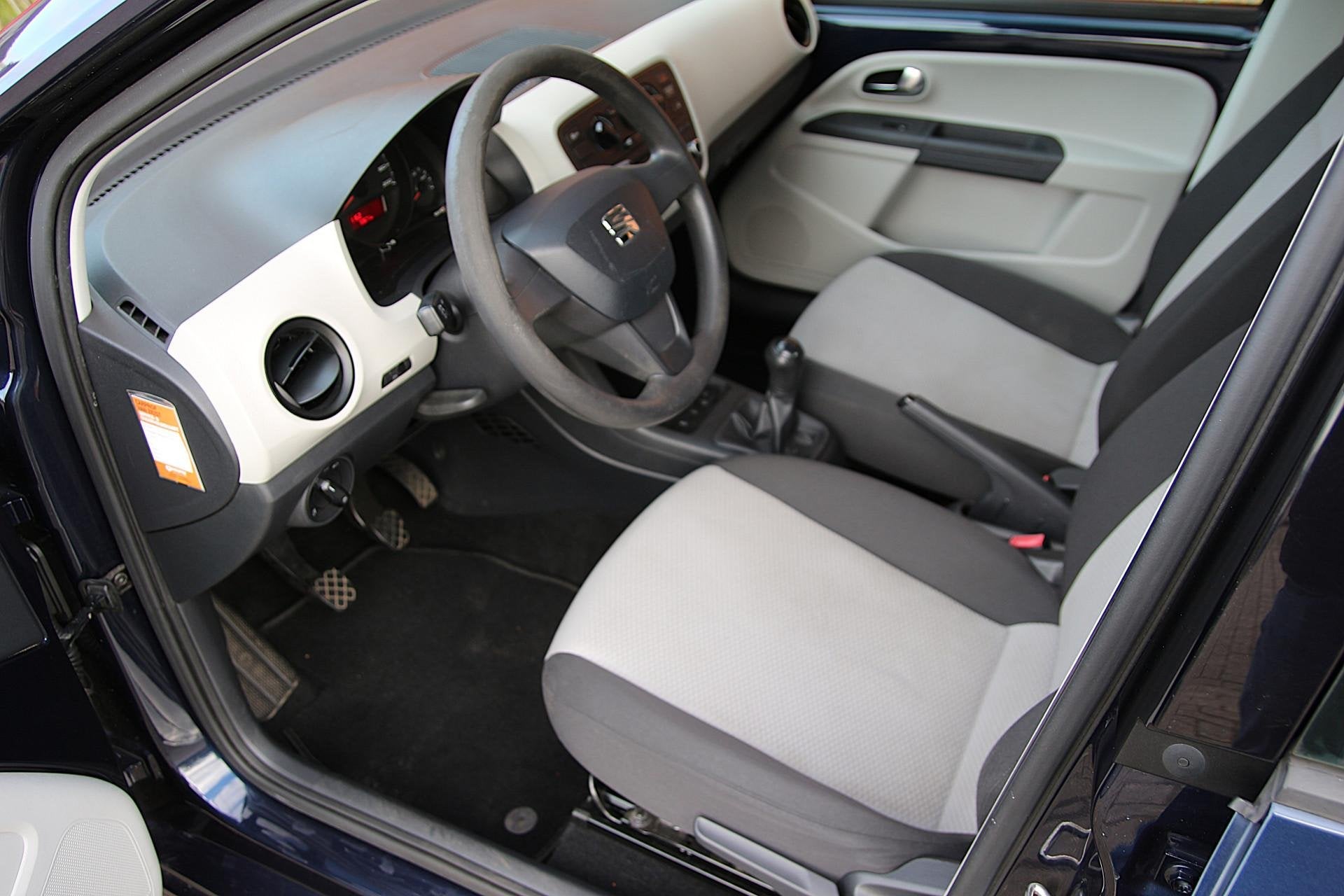 SEAT Mii 1.0 60pk Style Dynamic | NL-auto | 5 deuren | Airco, Auto's, Voorwielaandrijving, Euro 5, Stof, Gebruikt