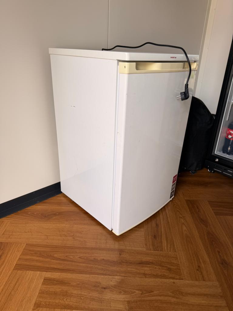 Inventim (bier) Koelkast, Witgoed en Apparatuur, Koelkasten en IJskasten, Gebruikt, Zonder vriesvak, 100 tot 150 liter, 85 tot 120 cm