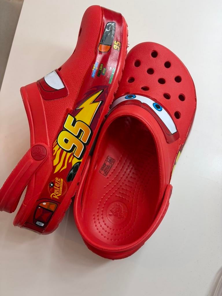 Crocs Cars Bliksem McQueen  Maat 39/39,5, Ophalen of Verzenden, Gebruikt, Jongen, Schoenen