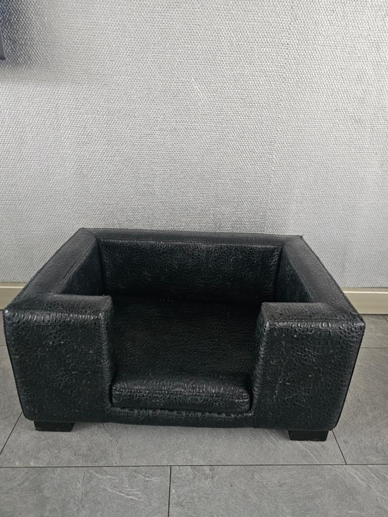Luxe hondenbankje , bieden vanaf 25,00 euro, Dieren en Toebehoren, Hondenmanden, Ophalen, Gebruikt, Leer