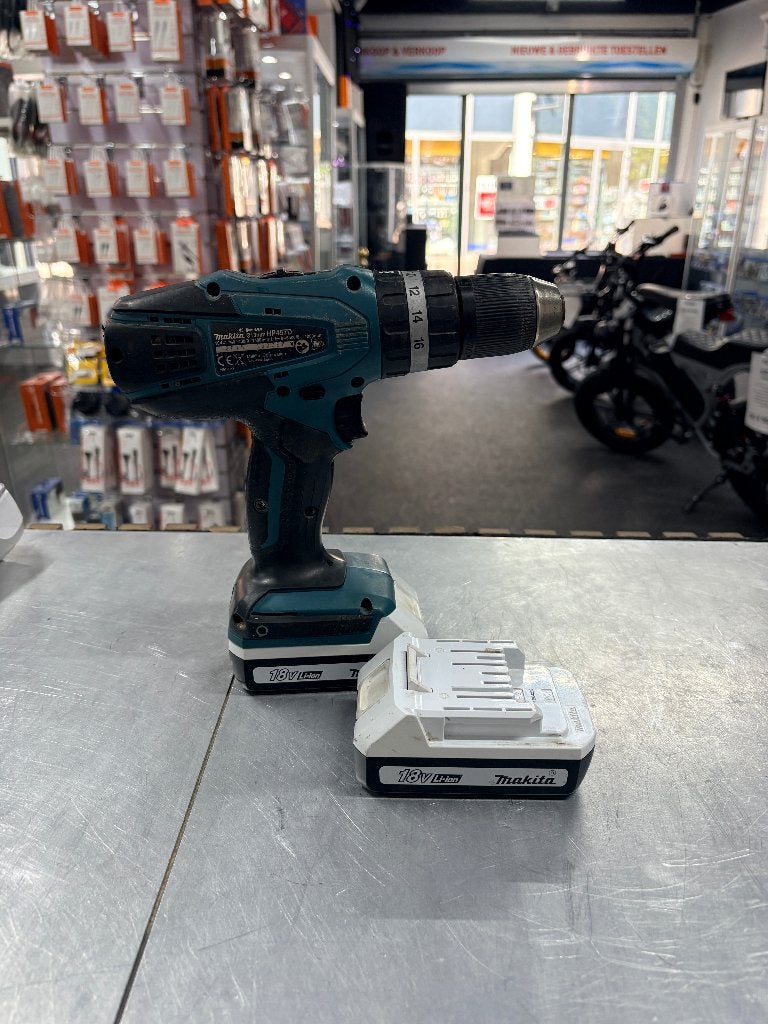 Makita HP457D met 2 accu 18V | Geen lader aanwezig 74.99, Ophalen of Verzenden, ., ., .