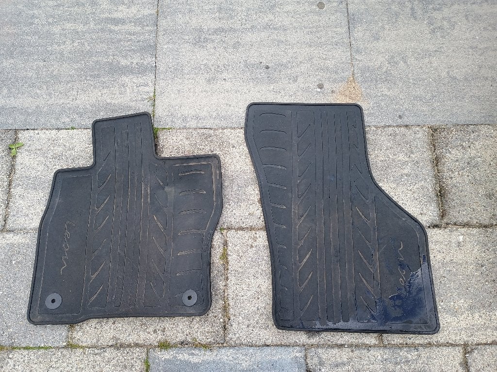 Mattenset Seat Leon Sportstourer 2021, Auto diversen, Automatten, Ophalen, Gebruikt