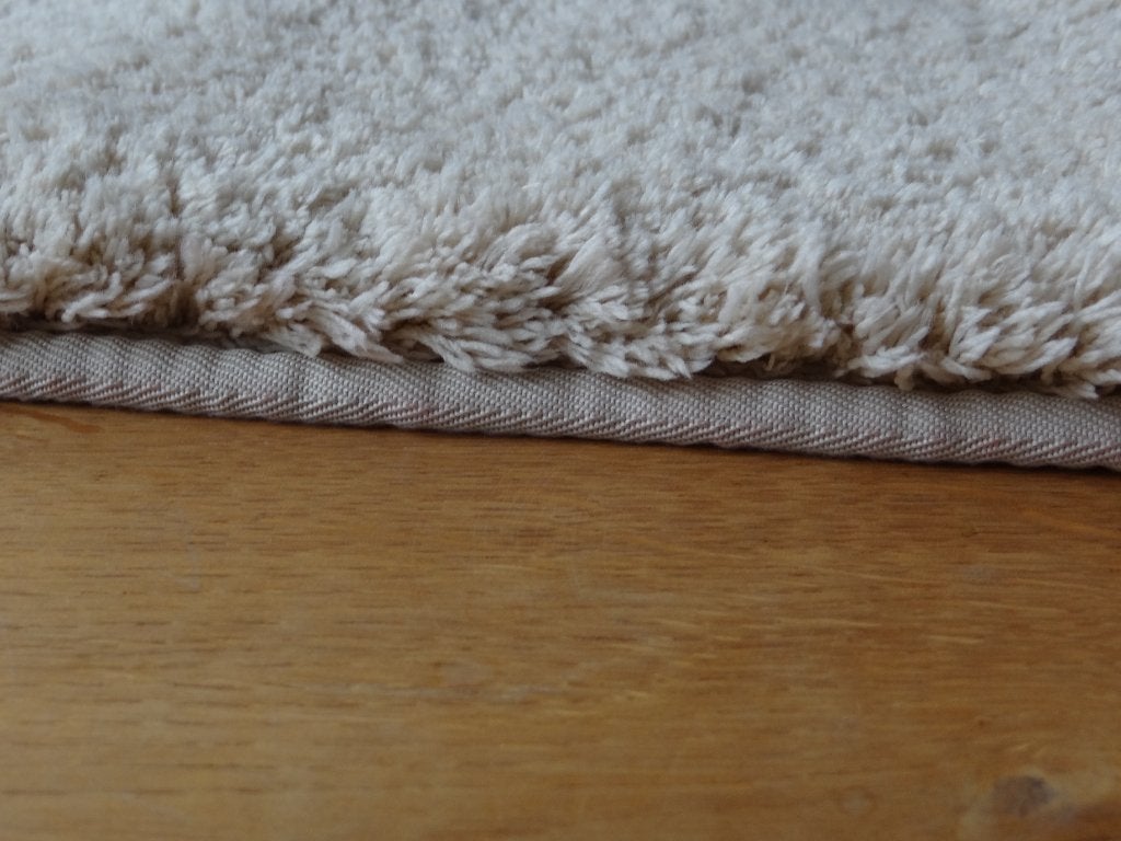 nieuwe grote luxe badmat **15 euro incl. verzenden ! **, Ophalen, Nieuw, Beige, Badmat