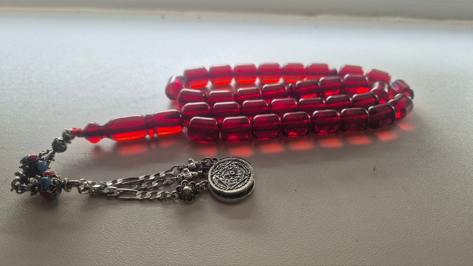 Oude Rode Bakeliet (Faturan)Ketting - Zeer Mooie Kleur, Sieraden, Tassen en Uiterlijk, Antieke sieraden, Ophalen of Verzenden