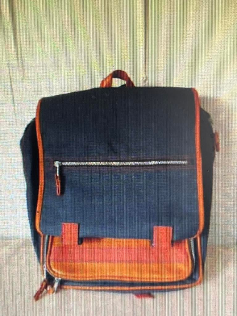 Rugtas 1 X keer gebruikt wegens verhuizen overcompleet, Overige merken, 25 tot 40 cm, Nieuw, Ophalen of Verzenden