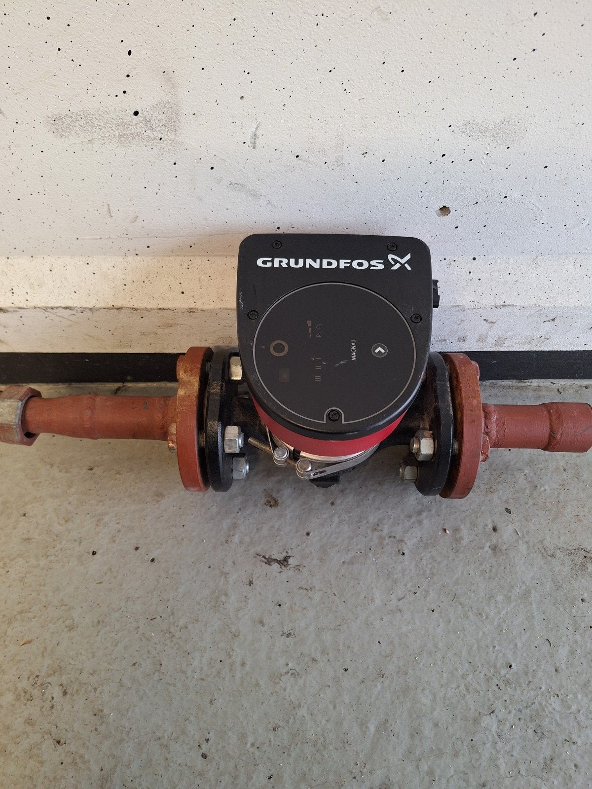 Grundfos MAGNA1 32-40 F 220 Circulatiepomp, Doe-het-zelf en Verbouw, Verwarming en Radiatoren, Ophalen of Verzenden, Gebruikt
