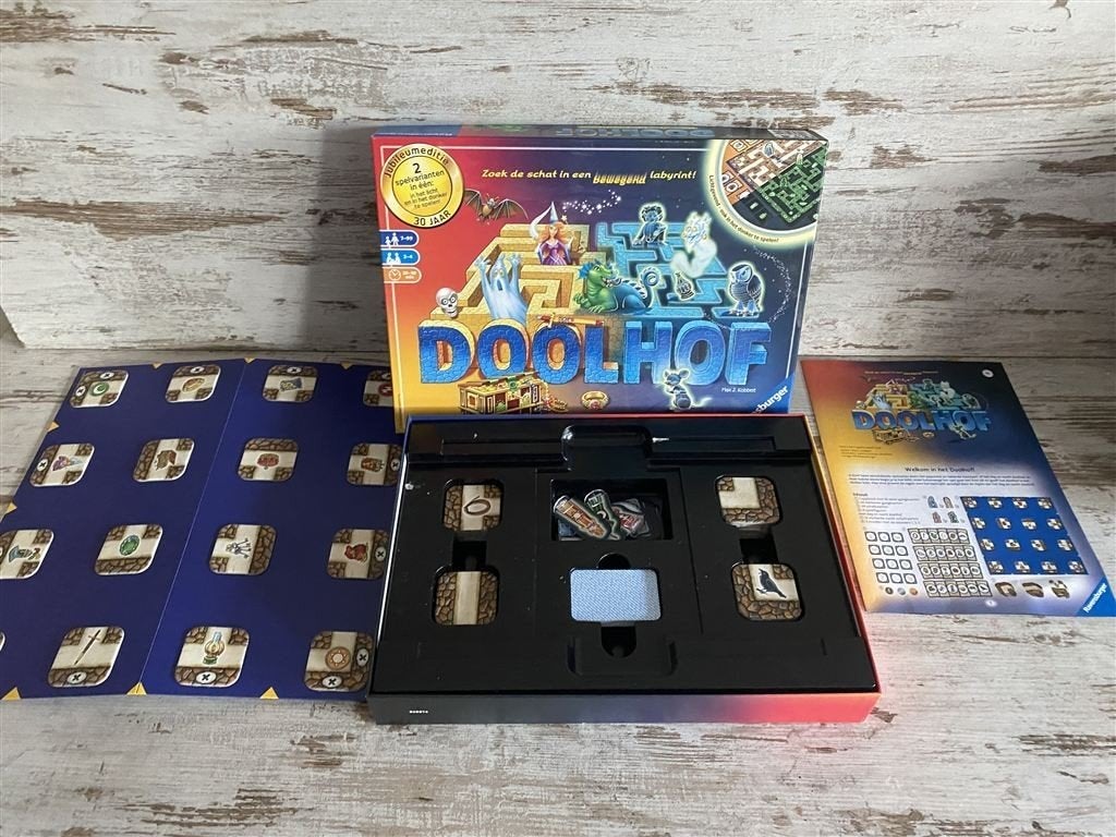 Doolhof glow in the dark [s996], Hobby en Vrije tijd, Gezelschapsspellen | Bordspellen, Verzenden, Zo goed als nieuw