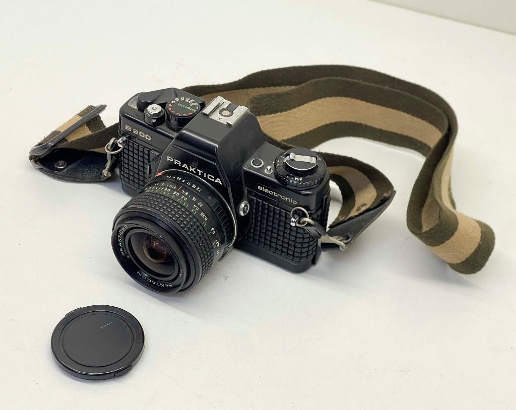 PRAKTICA B200 electronic Analoog foto camera met lens, Audio, Tv en Foto, Fotocamera's Analoog, Spiegelreflex, N, Konica, Ophalen of Verzenden