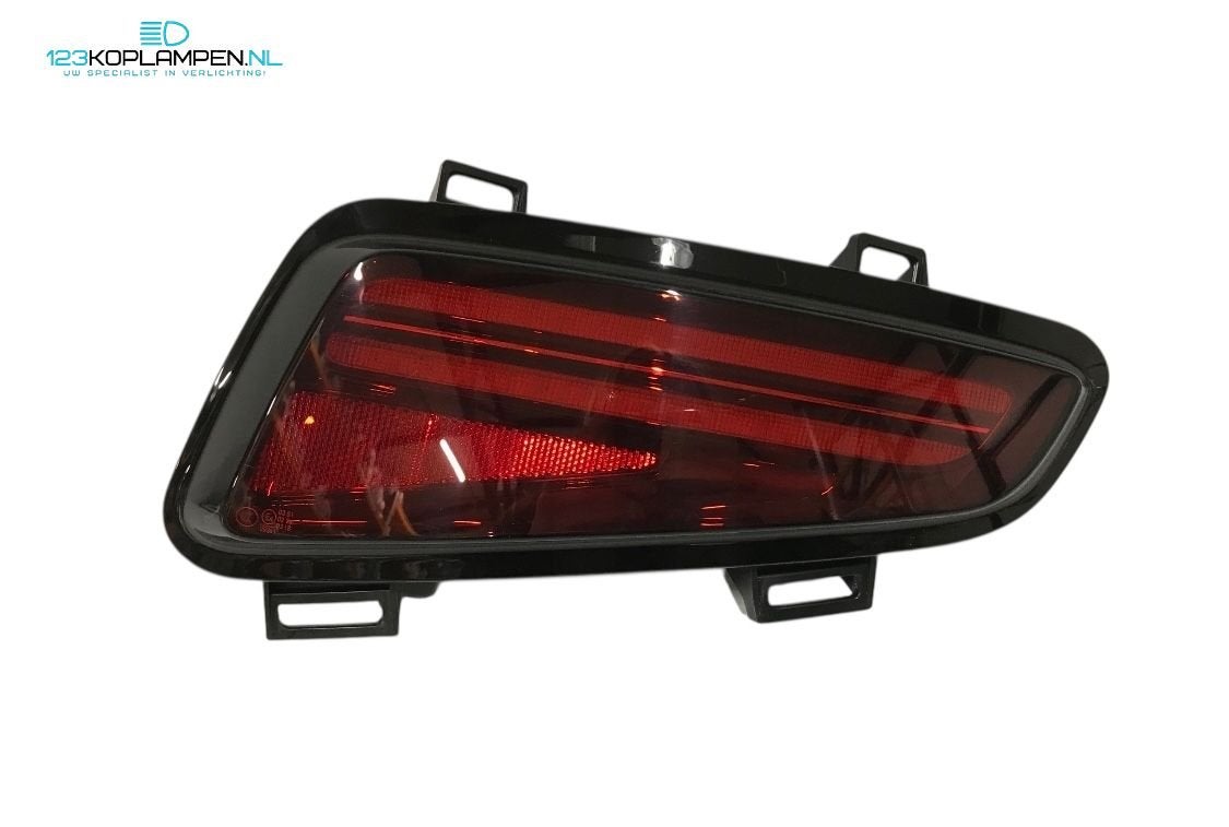Xpeng P7 achterlicht links