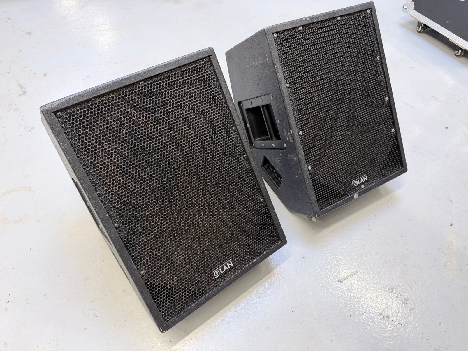 2x LAN Audio ST646 passieve vloermonitor 350W AES / 8 Ohm, Audio, Tv en Foto, Ophalen of Verzenden, Zo goed als nieuw, Overige merken