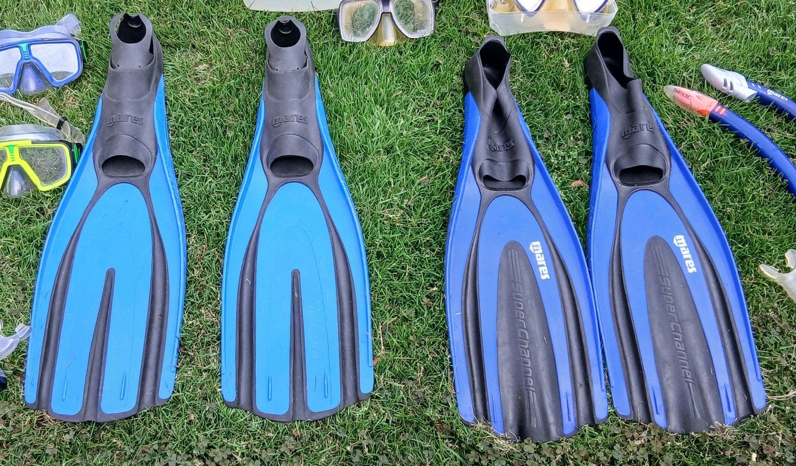 2 paar flippers zwemvliezen Mares, Ophalen of Verzenden, Snorkelvinnen