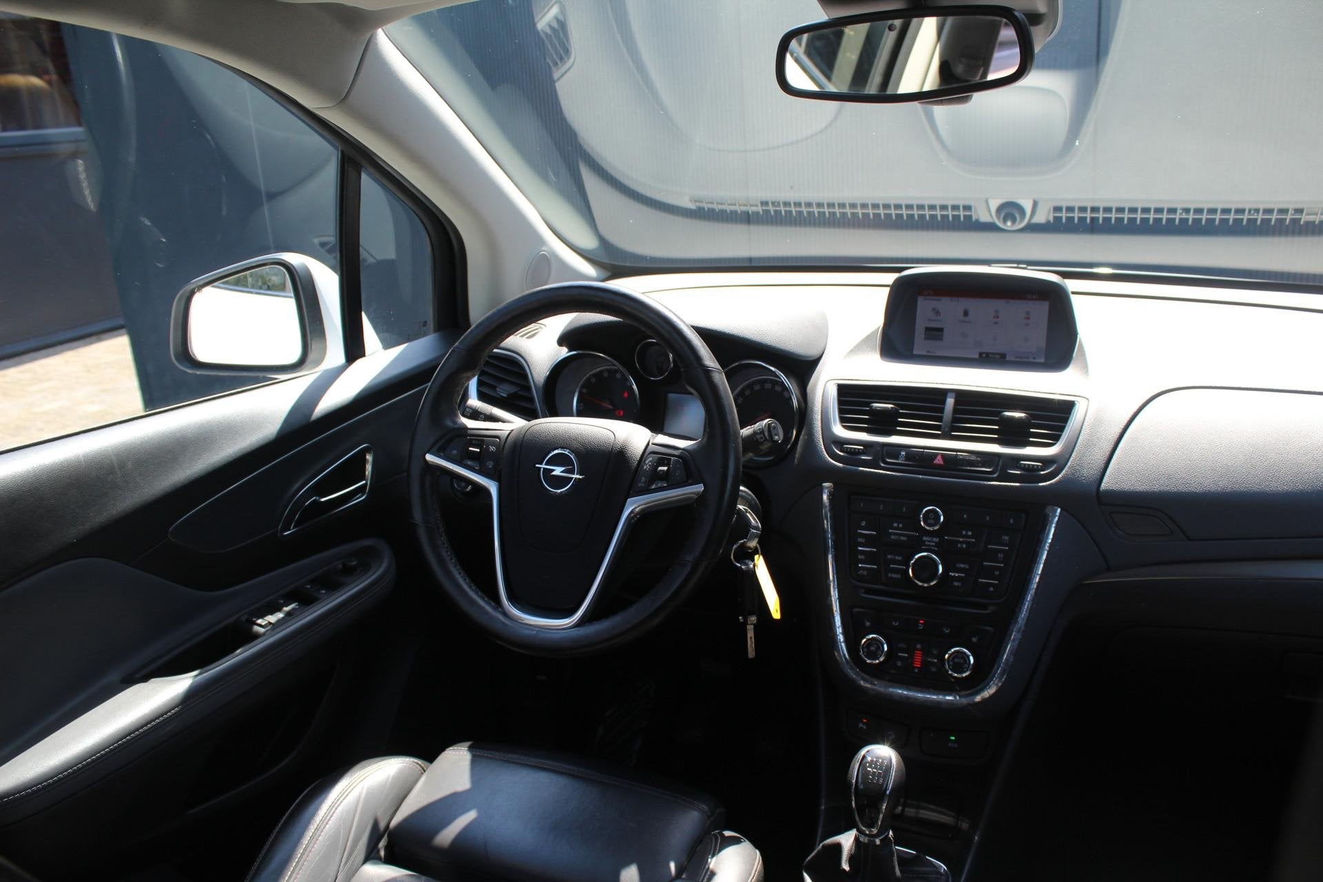 Opel Mokka 1.4 T Cosmo | Trekhaak | Stoel/stuurverwarming |, Auto's, Voorwielaandrijving, Euro 5, Gebruikt, 4 cilinders