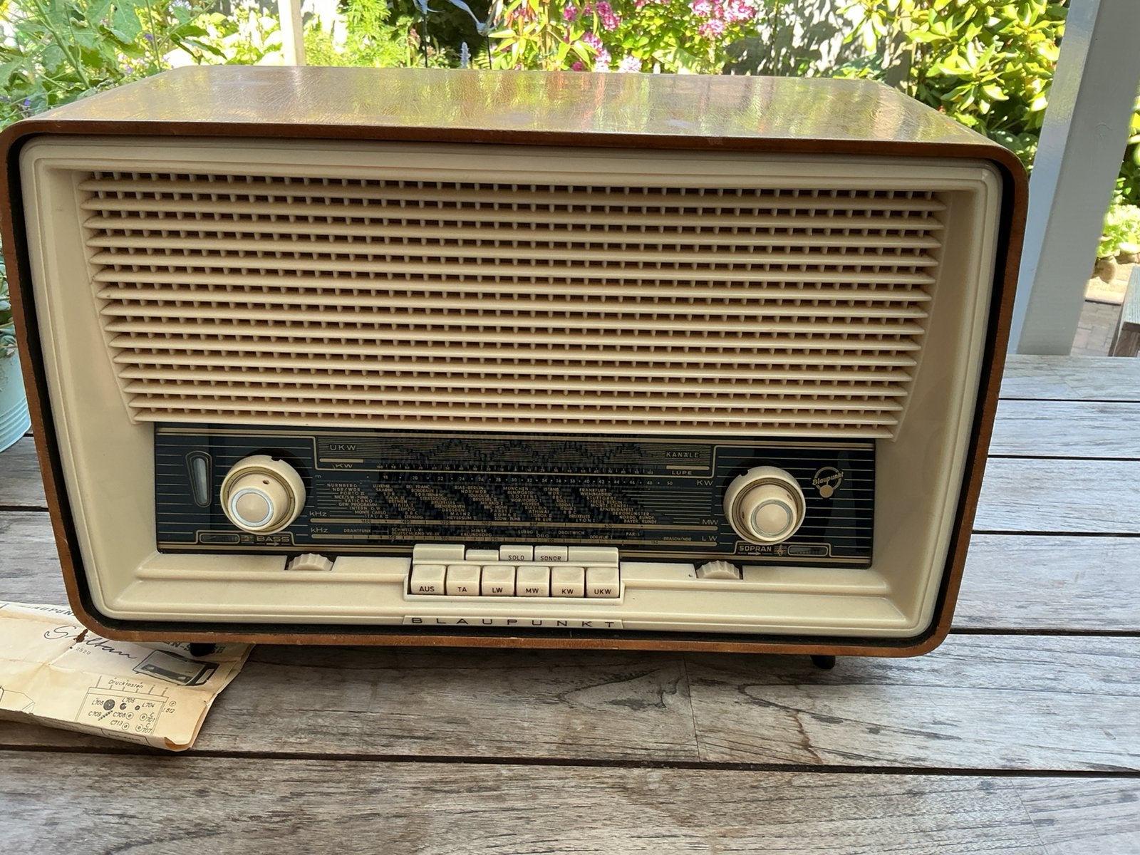 Vintage Blaupunkt Sultan buizenradio 2520., Ophalen