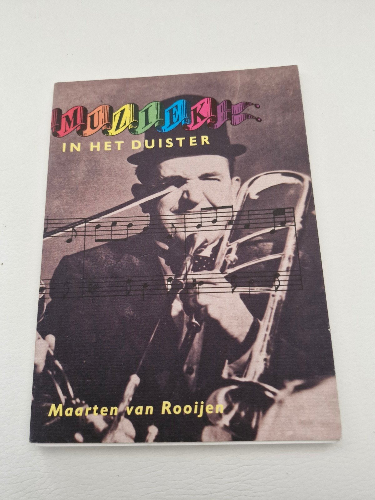 Muziek in het Duister - Maarten van Rooijen (1988), Ophalen of Verzenden, Gelezen, Maarten van Rooijen, Vakgebied of Filmindustrie