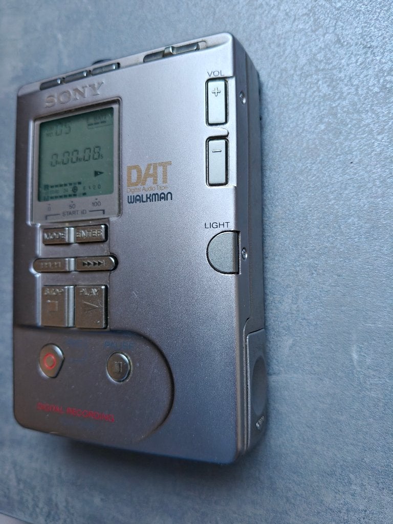 Sony TCD-D100 DAT walkman - zilver, Ophalen of Verzenden, Walkman