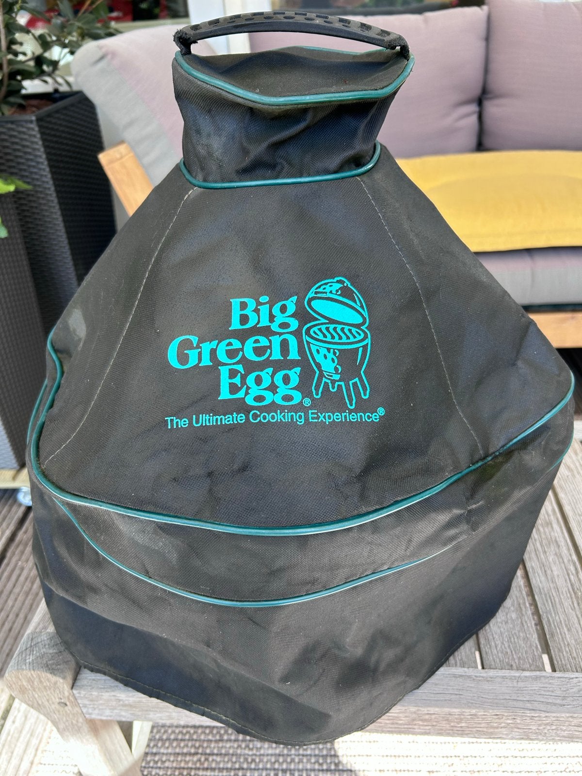 Big Green Egg Mini met accessoires en hoes, Ophalen, Gebruikt