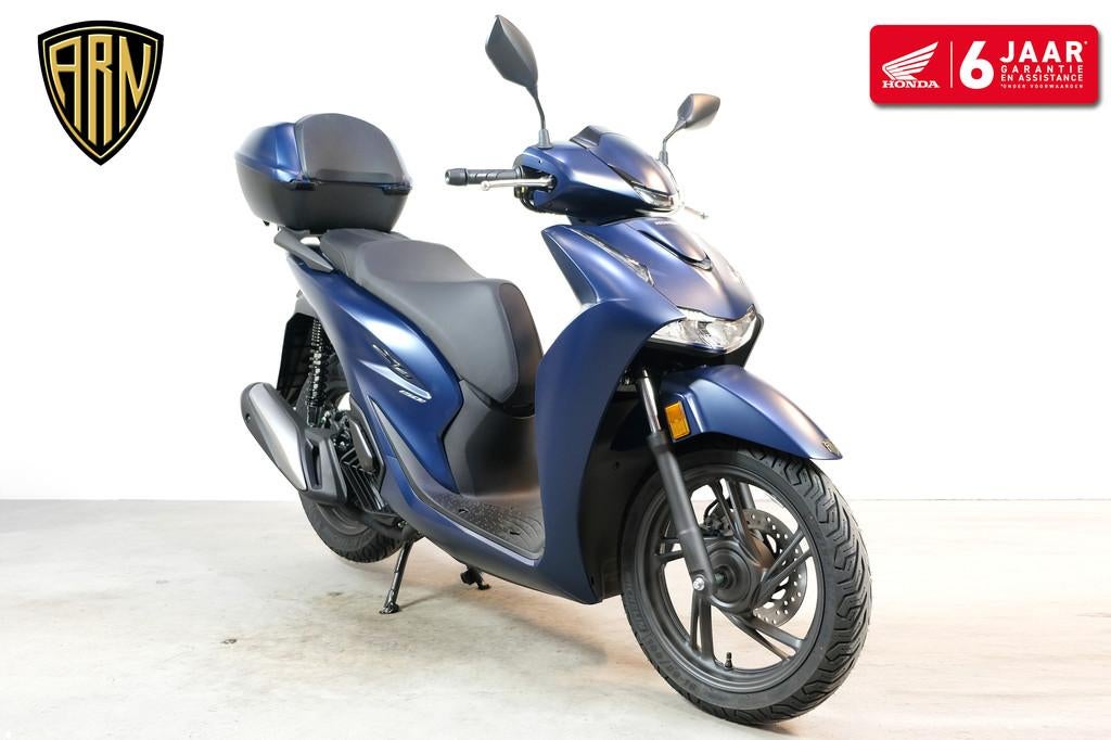 Honda SH 150 I Top Box (bj 2026), Motoren, Bedrijf, LED Verlichting, Scooter