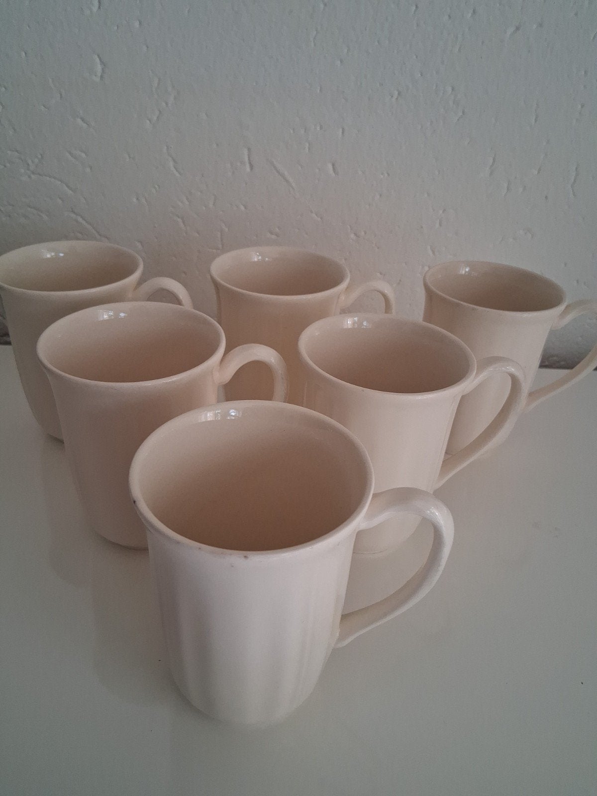 Wedgwood Queens Plain Bekers, Ophalen of Verzenden, Zo goed als nieuw, Porselein, Kop(pen) en/of Schotel(s)