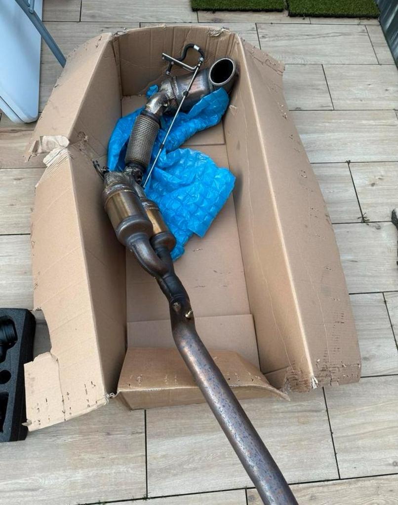 Golf 8r orgineel downpipe opf, Auto-onderdelen, Uitlaatsystemen, Ophalen, Nieuw