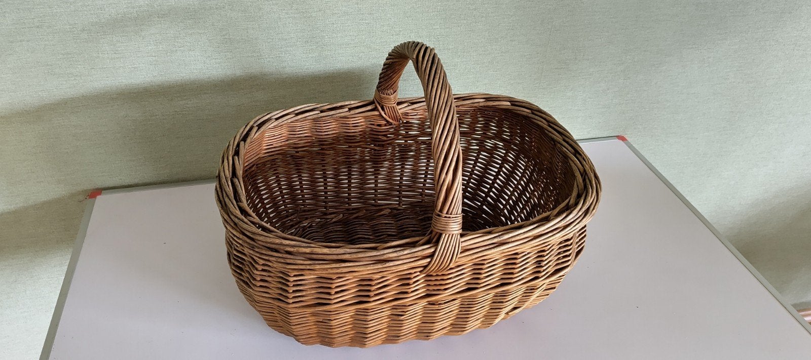 Gevlochten Rietmand met Handvat - 48x33x22cm, Huis en Inrichting, Mand, Ophalen of Verzenden, Zo goed als nieuw, Riet