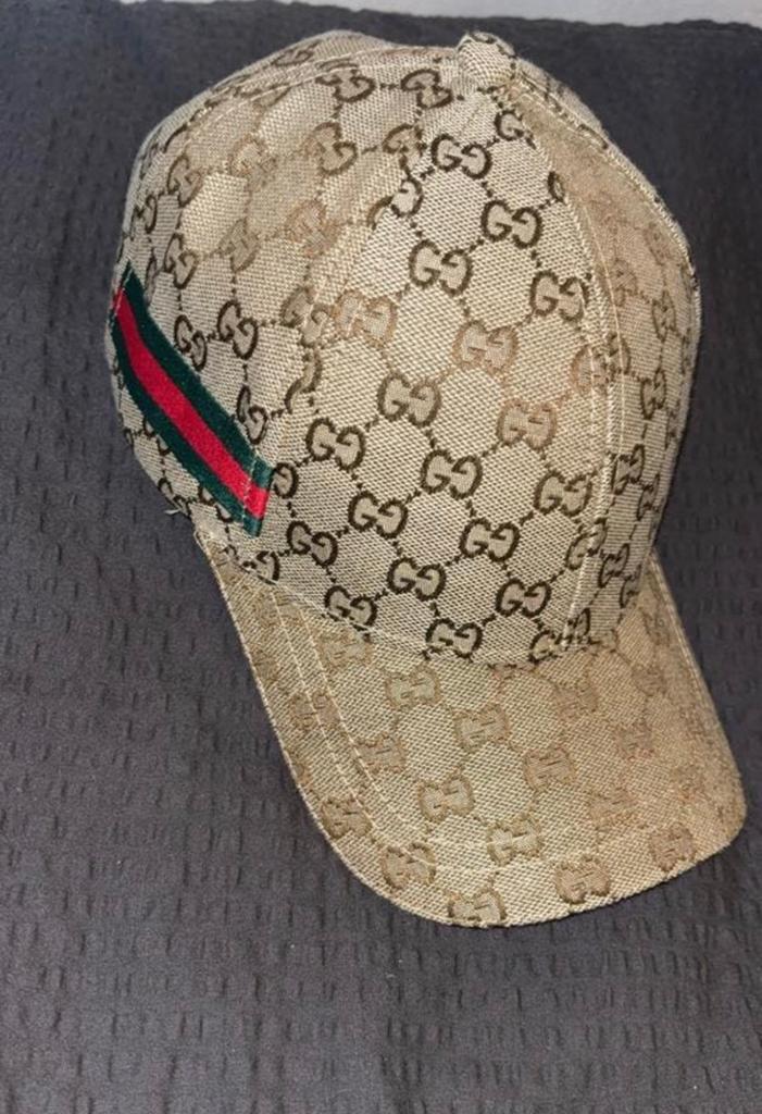 Beige gucci pet, Ophalen of Verzenden, Zo goed als nieuw, One size fits all