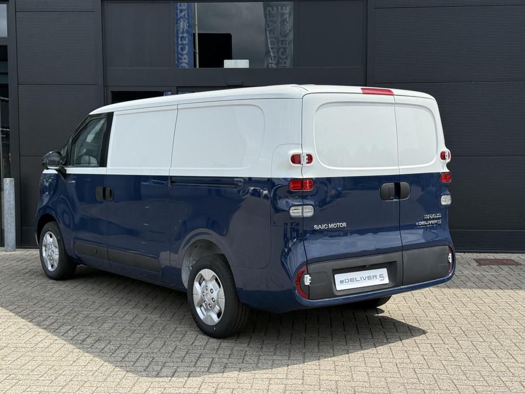 Maxus eDeliver 5 L1H1 64kWh Aut. | Two-Tone | 3-Fase | tot 4, Auto's, Automaat, 12 maanden, Stof, Zwart