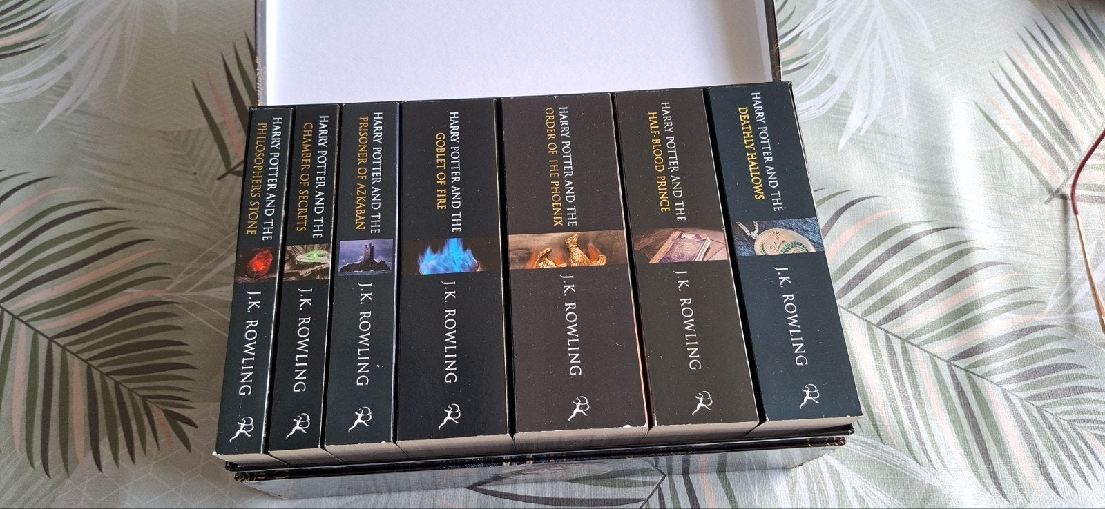 Harry Potter Complete Collection Boxset - Engels, Boeken, Ophalen of Verzenden, Zo goed als nieuw, J.K. Rowling, Europa overig