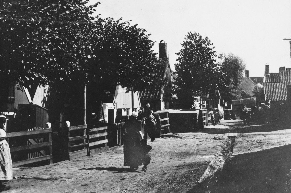 Urk, Foto, Ophalen of Verzenden, Zo goed als nieuw, Voor 1940