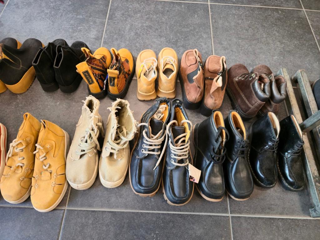 Leuke dames schoenen enkel laarzen duckfeet pumps hakken, Kleding | Dames, Schoenen, Overige kleuren, Lage of Enkellaarzen, Nieuw