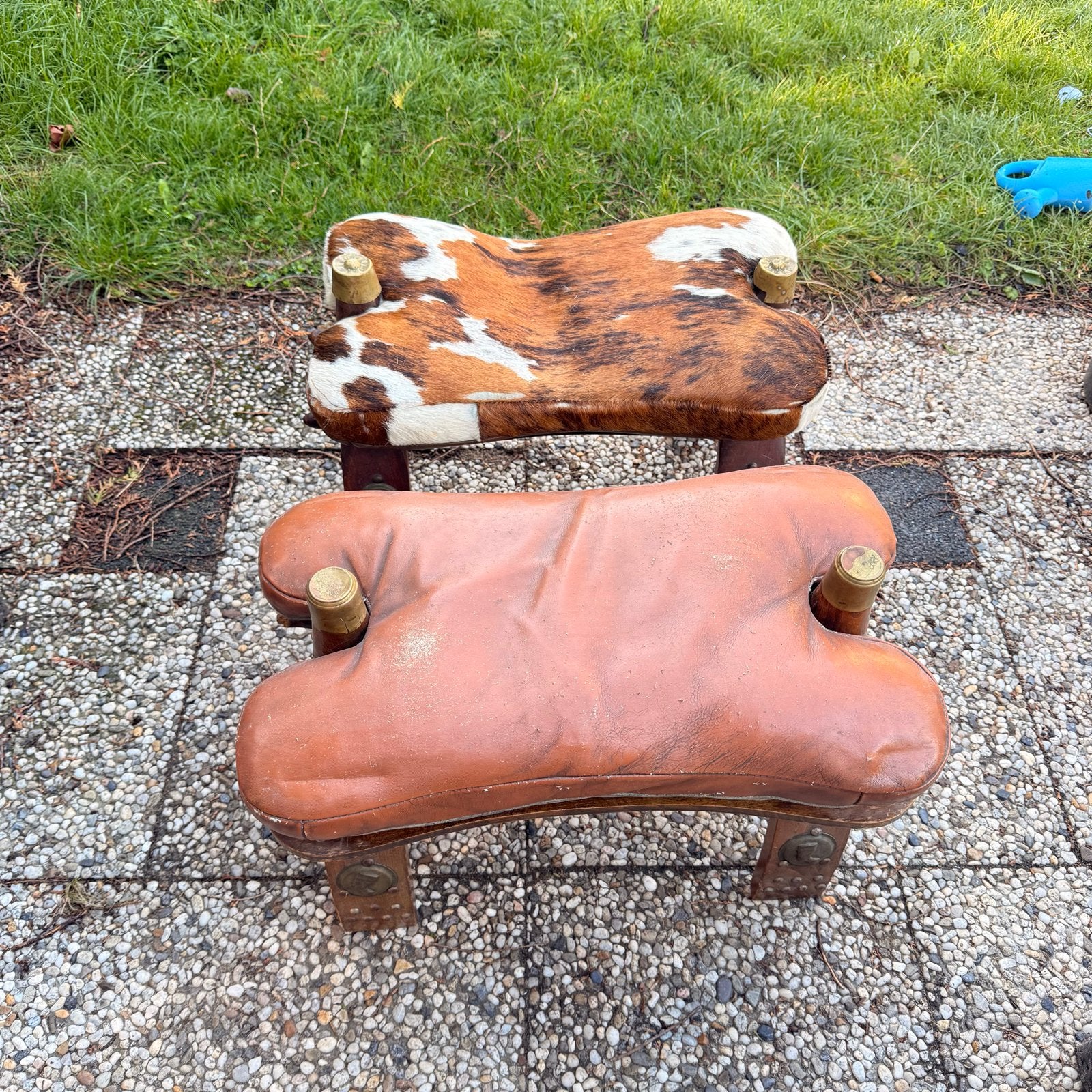 Set van 2 vintage krukjes met zadelzitting, Antiek en Kunst, Ophalen