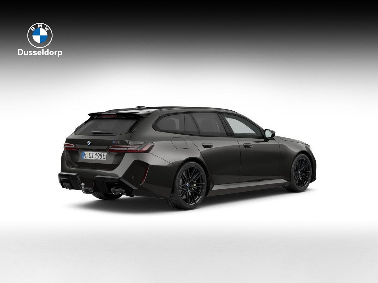 BMW M5 Touring Comfort Pakket | M Carbon-keramische remmen |, Verwarmde buitenspiegels, 4395 cc, Overige brandstoffen, Zilver of Grijs