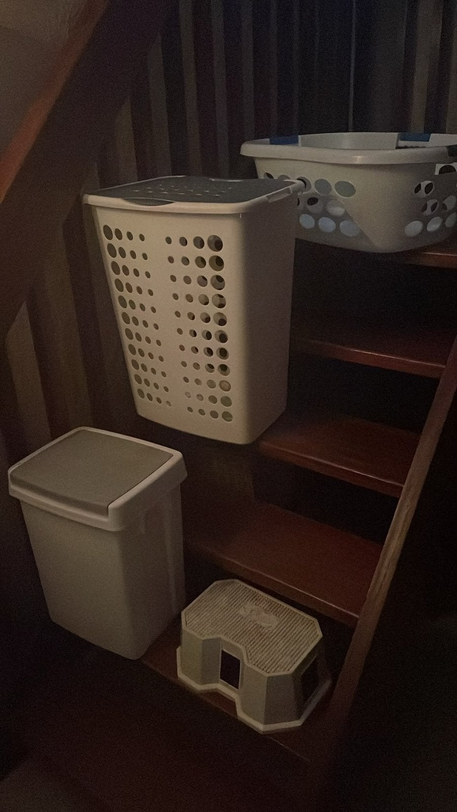Curver wasmand,strijkmand en afvalbak en ikea opstapje, Ophalen, Gebruikt, Wasmand, Wit