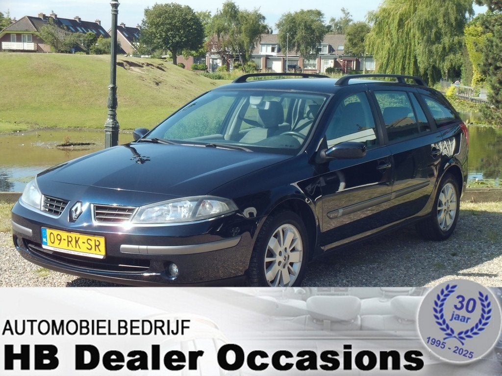 Renault Laguna Grand Tour 2.0-16V Expression - Airco, Auto's, Renault, Voorwielaandrijving, Gebruikt, 4 cilinders, Blauw