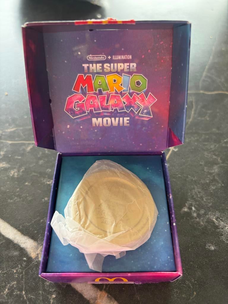 Mario Galaxy film munt McDonald's, Ophalen, Nieuw