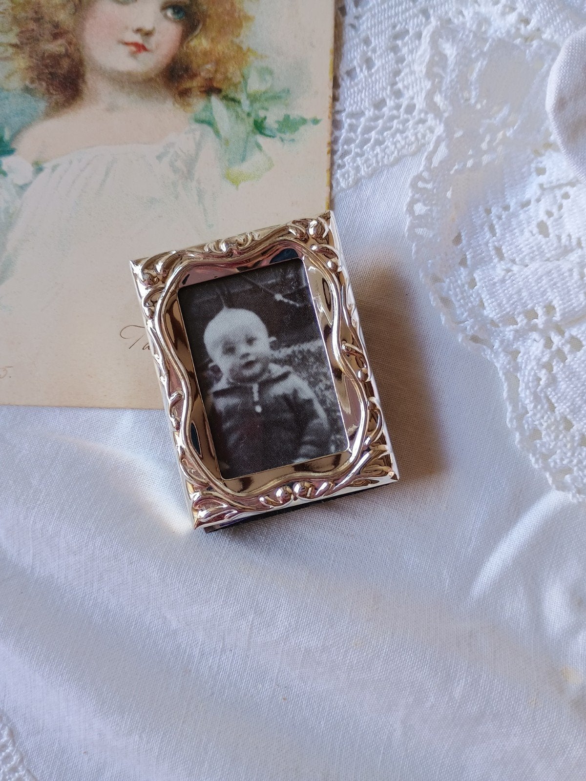Klein fotolijstje ( nr.22) - pasfoto, Ophalen of Verzenden