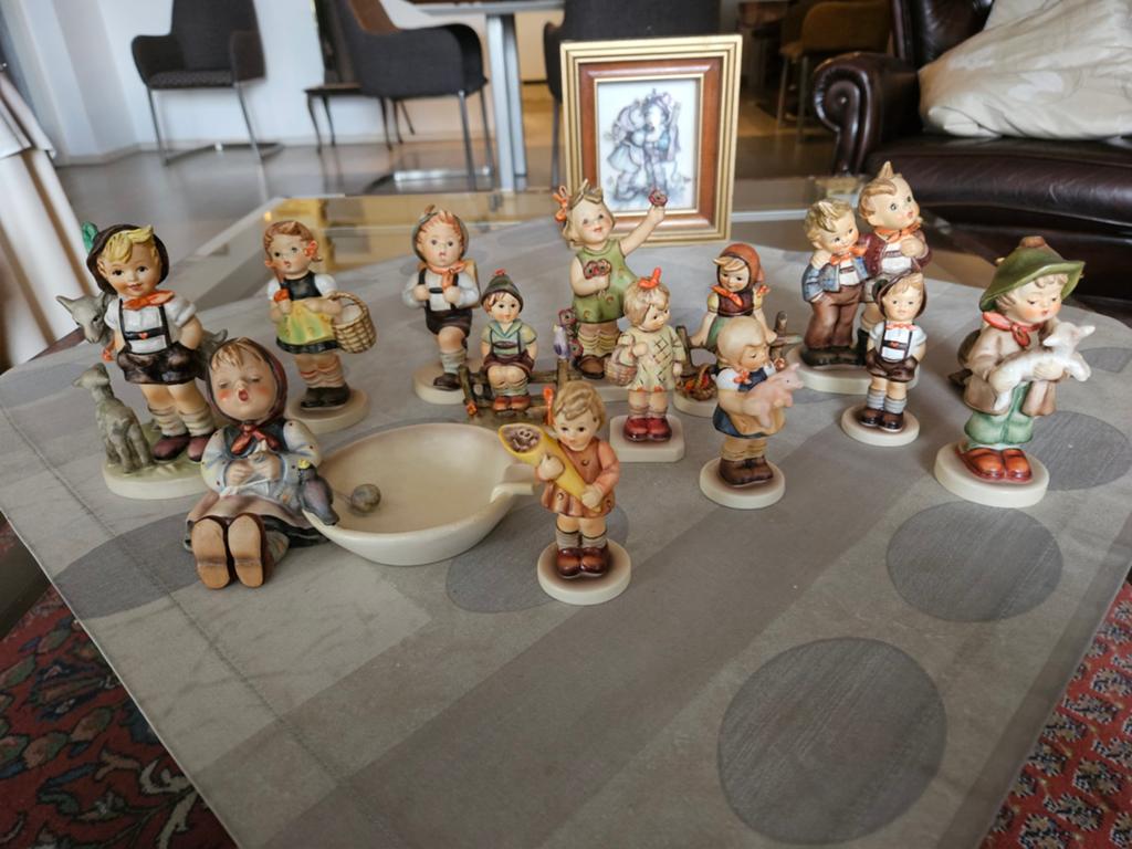 Hummel Beeldjes Collectie - Diverse Figuren, Ophalen, Zo goed als nieuw