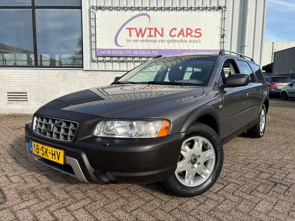 Volvo XC70 2.5 T Summum LEER AIRCO YOUNGTIMER, Auto's, Volvo, Bruin, 1618 kg, XC70, 2521 cc