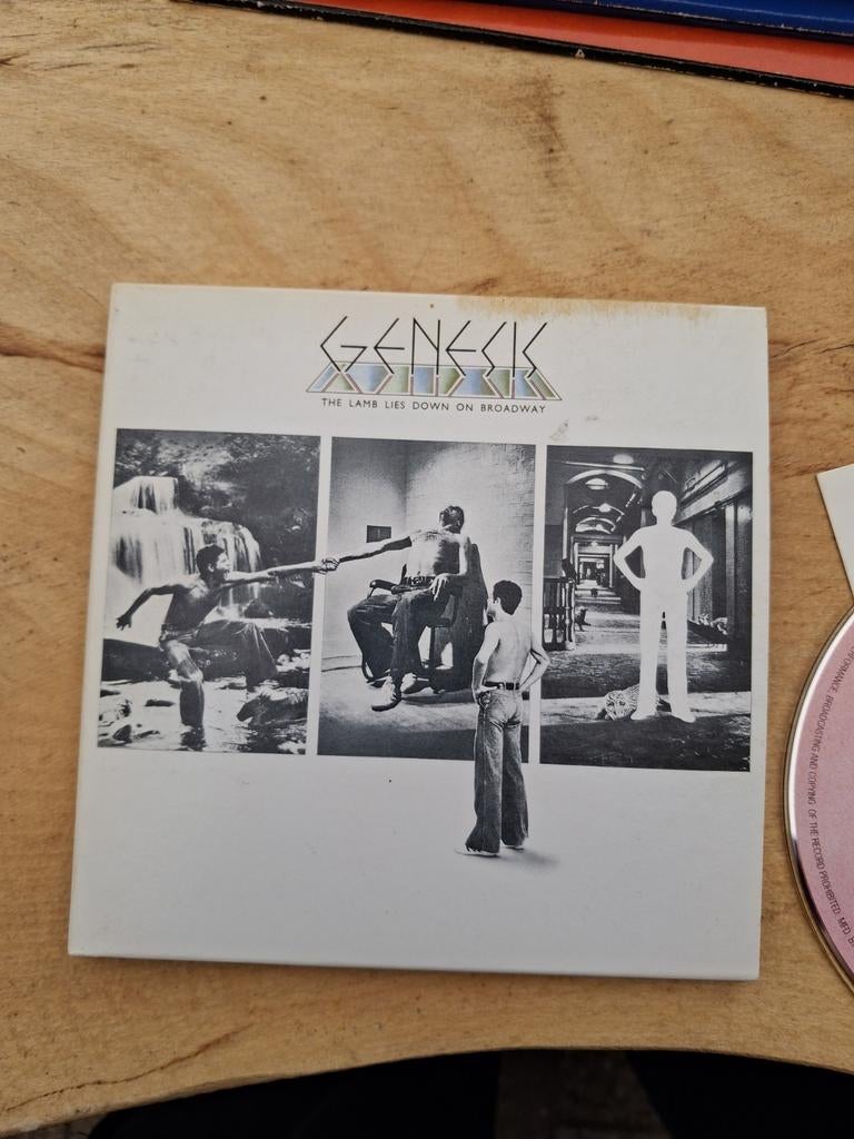 Genesis - The Lamb Lies Down on Broadway CD, Ophalen of Verzenden, Gebruikt, Progressive