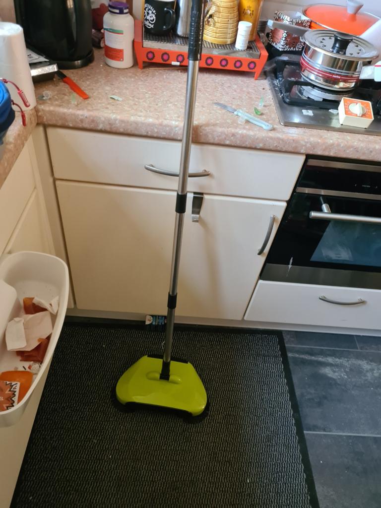 Handige vloerwisser/veger - Snel en efficiënt schoonmaken, Ophalen of Verzenden, Bezem of Borstel