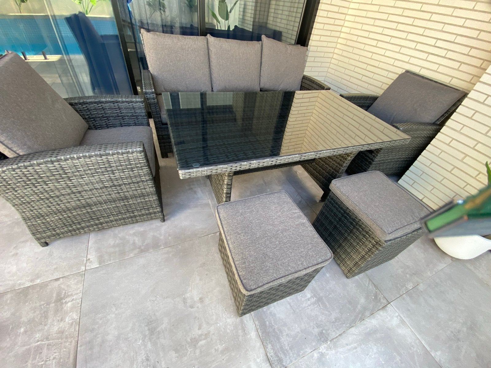 Complete Wicker Loungeset met Tafel en Kussens, 6 zitplaatsen, Ophalen of Verzenden, Zo goed als nieuw, Loungeset