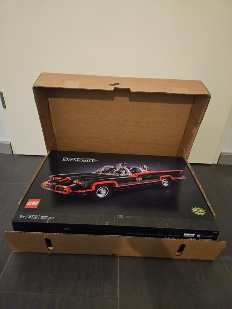 76328 Lego de klassieke tv serie Batmobile. Nieuw, sealed., Overige thema's, Lego, Nieuw, Ophalen of Verzenden