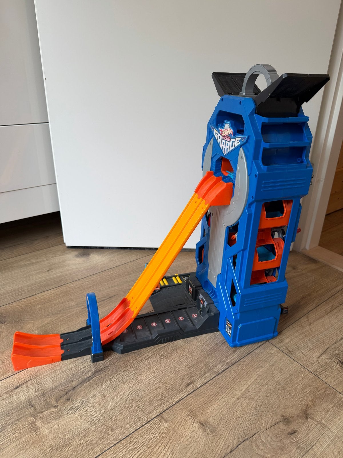 Hot Wheels City Mega Garage (2018), Ophalen, Gebruikt