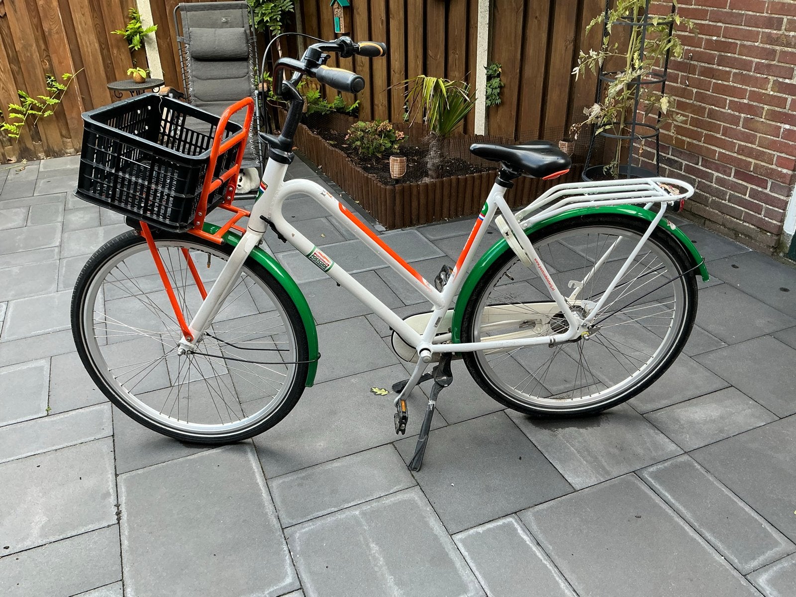 28 inch fiets met voordrager en mandje, Terugtraprem, Gebruikt, 53 tot 57 cm, Ophalen