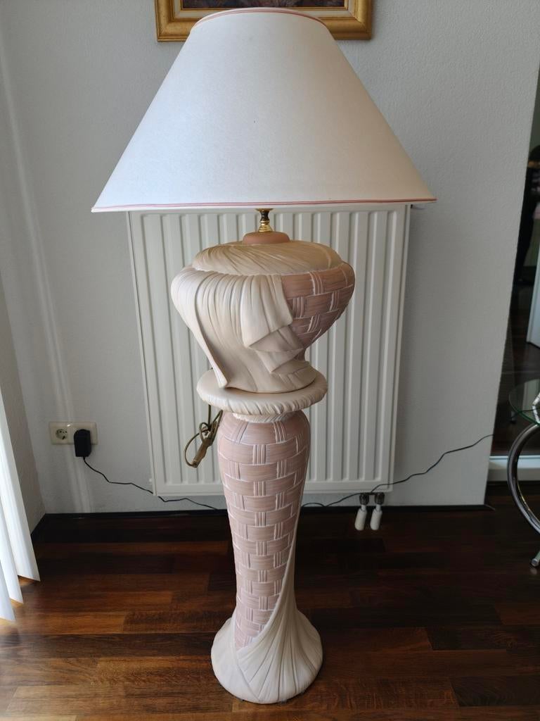 Elegante vloerlamp met stoffen kap, Ophalen, Zo goed als nieuw, Klassiek, Elegant, 150 tot 200 cm