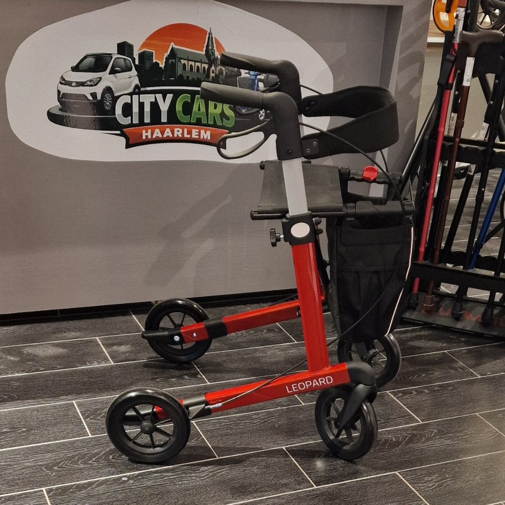 Leopard rollator met comfort banden nieuw Rood, 2K Games, Zo goed als nieuw, https://support.2k.com/hc/nl, 10 Hamilton Landing, Novato, CA 94949, Verenigde Staten