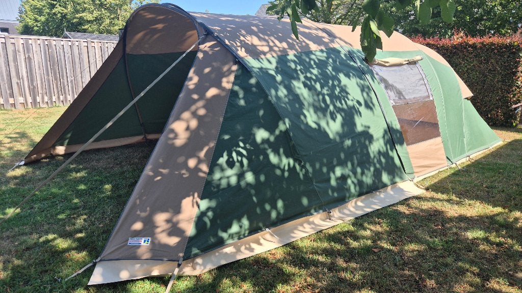 Falco Havik 400 familietent (Bax), Ophalen, Zo goed als nieuw, Tot en met 4