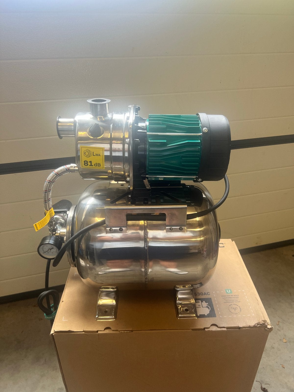 Vonroc GP530AC Hydrofoorpomp - Nieuw in de verpakking!, Ophalen, Nieuw, Elektrisch, Hydrofoorpomp